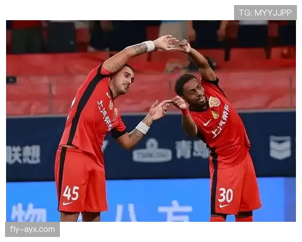 冬窗转会大幕开启，明星球员交易引爆市场热度