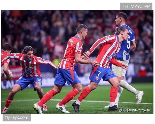 西甲保级生死战:积分榜末球队状态回升,关键对决一触即发 西甲保级生死战:积分榜末球队状态回升,关键对决一触即发