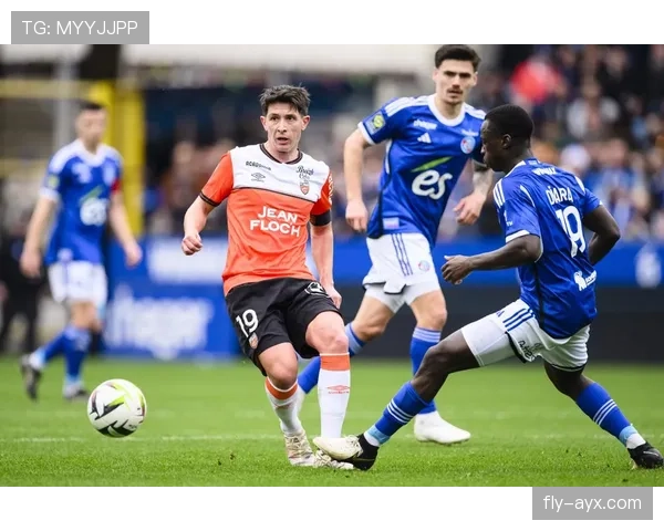 布雷斯特防守稳固，后防线状态回暖成球队新底气