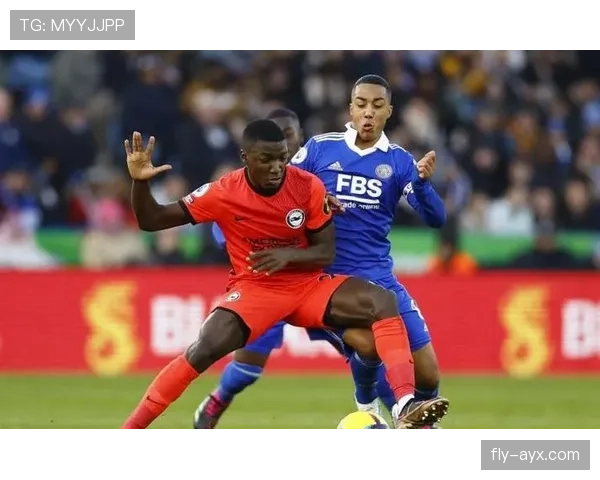 奥斯梅恩前场逼抢对战术体系的强化作用解析 奥斯梅恩前场逼抢对战术体系的强化作用解析